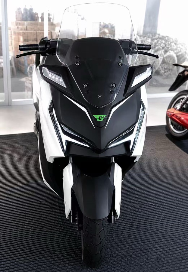 White color option for CELERCH standard electric motorcycle platform